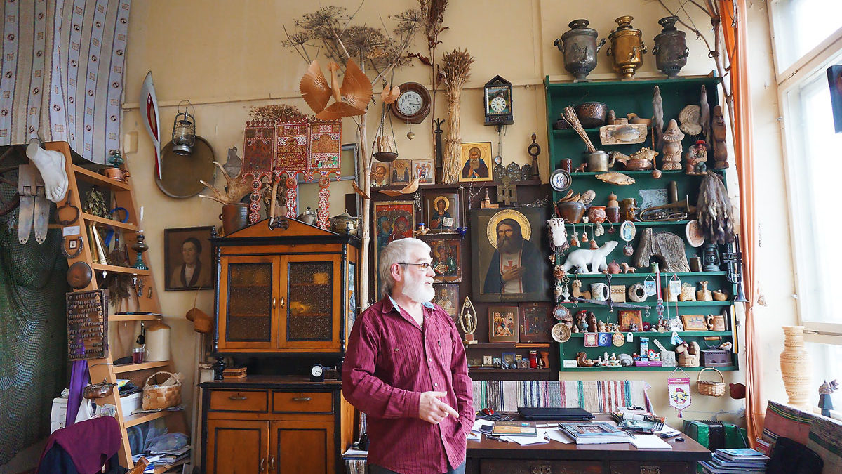 Сергей Сюхин — батькин художник