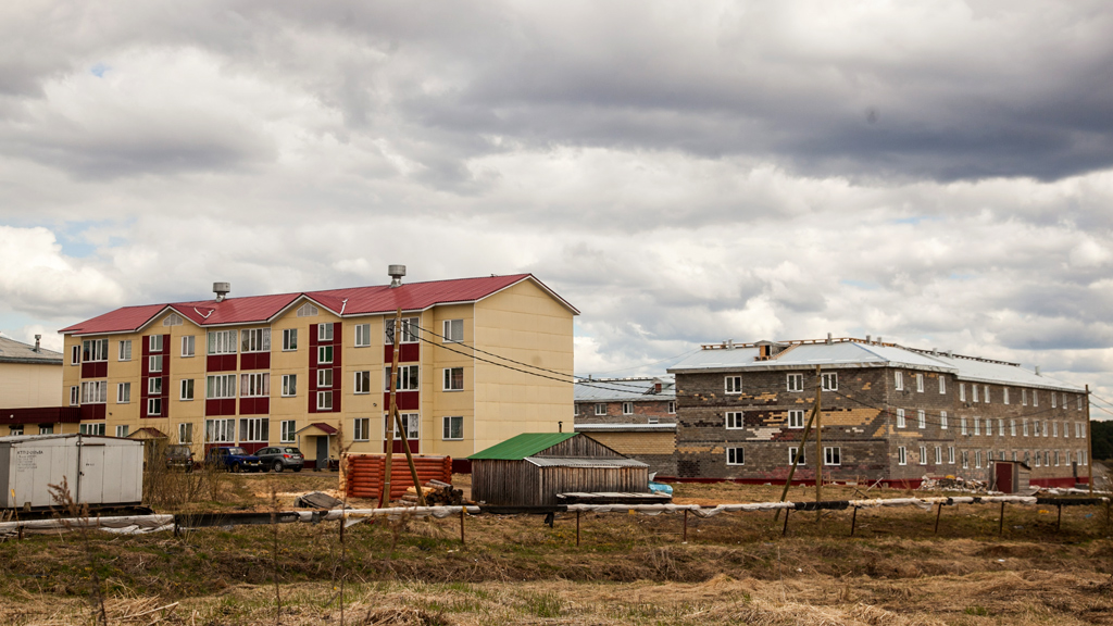 Холмогорский район досрочно завершает программу переселения граждан из аварийного жилья