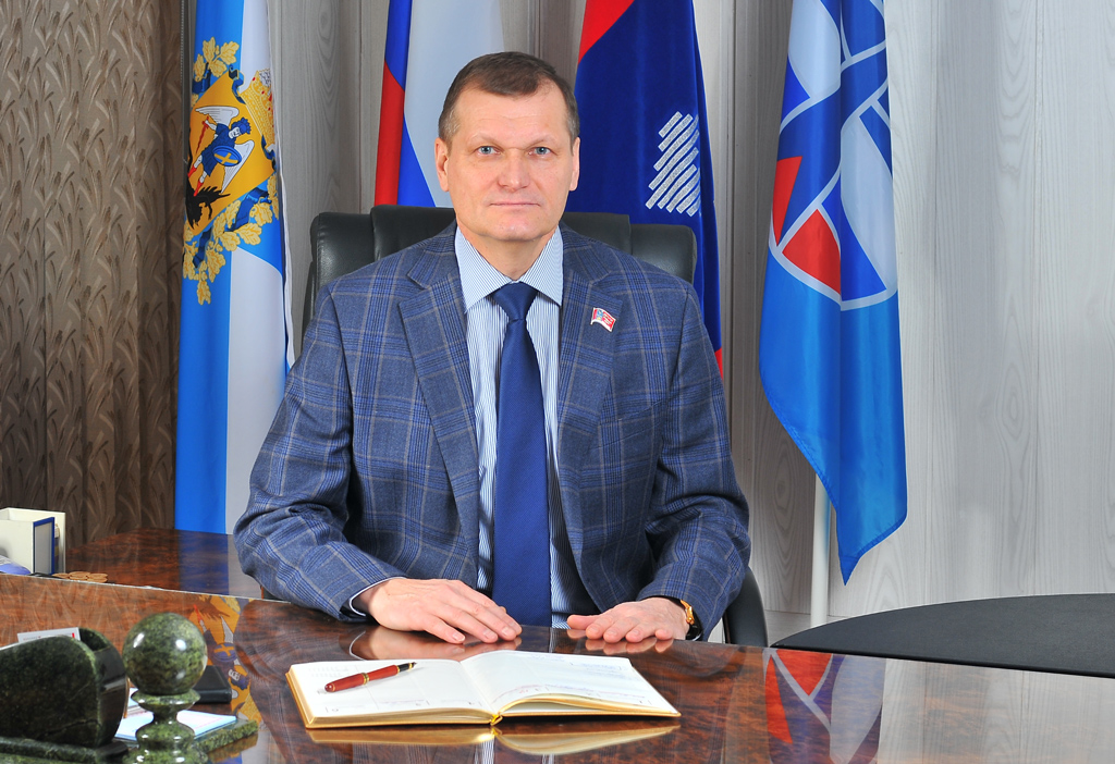 Юрий Сергеев, глава Мирного: «Зона ответственности муниципалитета — это комфорт и социальное благополучие мирян»