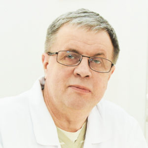 Заведующий отделением функциональной диагностики, врач функциональной диагностики Михаил Юрьевич Голубев