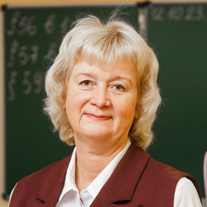 Екатерина Селякова, директор архангельской средней школы № 5