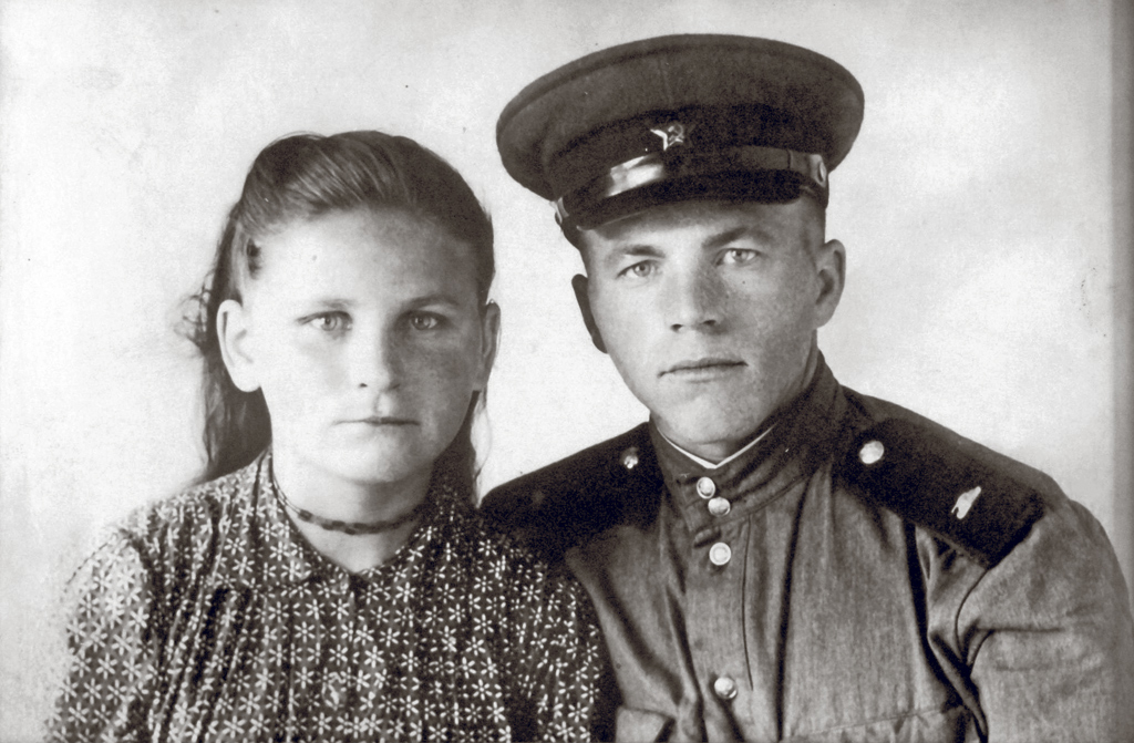 Александра Кокорина с мужем Василием Григорьевичем