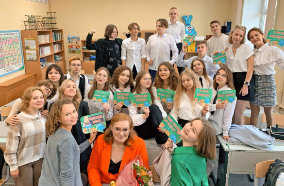 Ольга Потанина к работе подходит творчески, получая искренний отклик от детей