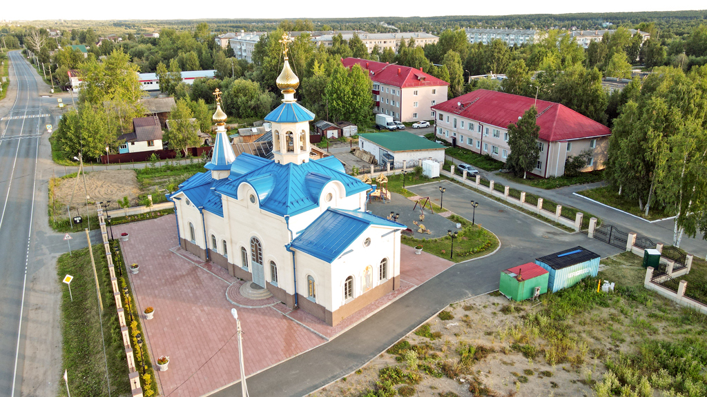 Храм Рождества Пресвятой Богородицы в Уйме