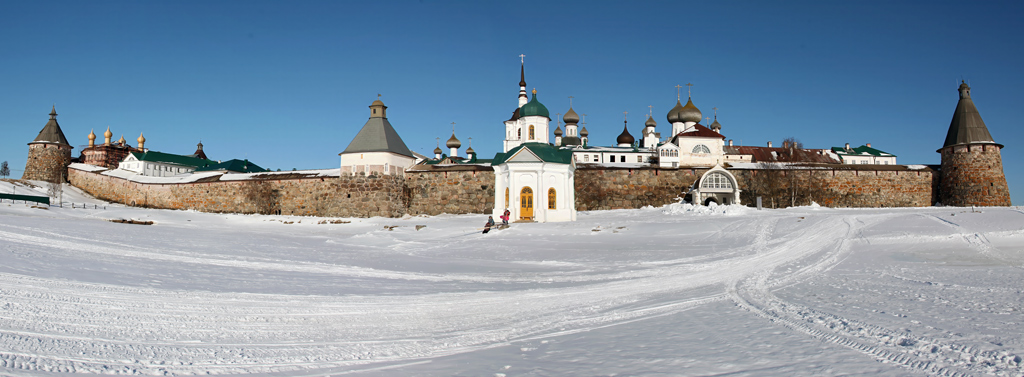 Вид на Соловецкую крепость